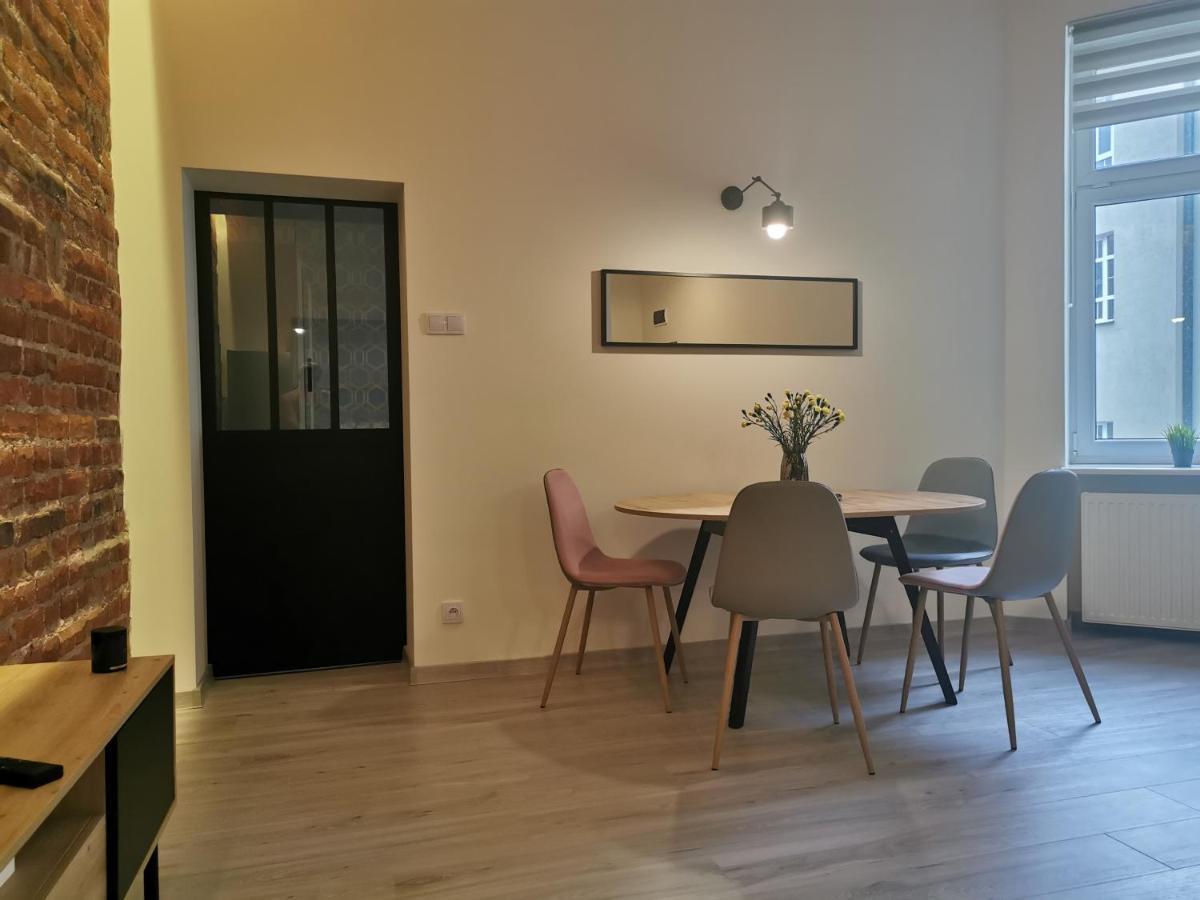 Duzy Komfortowy Apartament W Samym Centrum Przy Manufaktura I Piotrkowska, Blisko Zoo, Fala Lódź Exterior foto