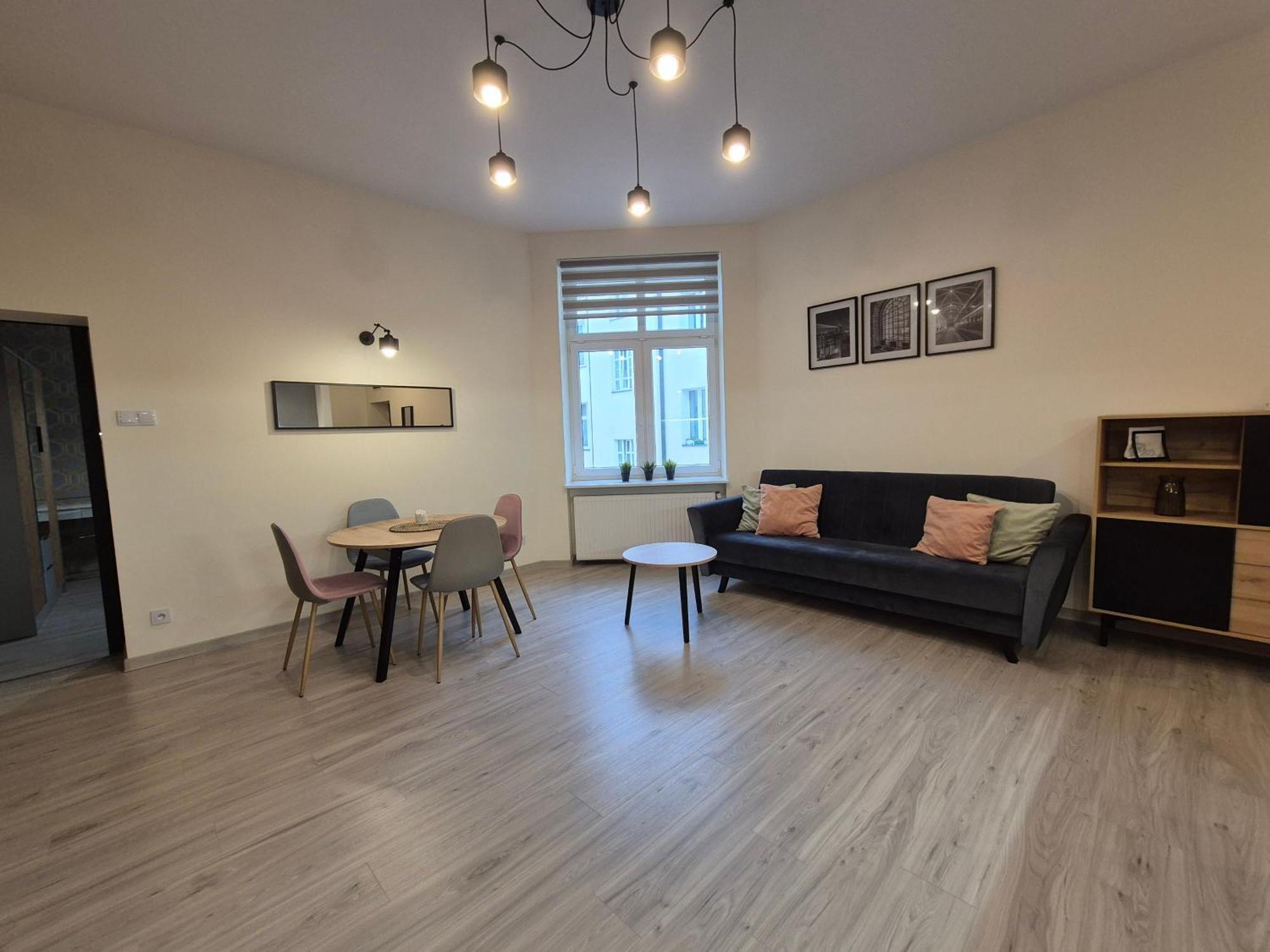 Duzy Komfortowy Apartament W Samym Centrum Przy Manufaktura I Piotrkowska, Blisko Zoo, Fala Lódź Exterior foto